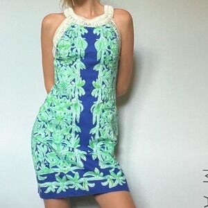 Lilly Pulitzer Blue Green Tropical Print Halter Dress Crochet Neck Size 2